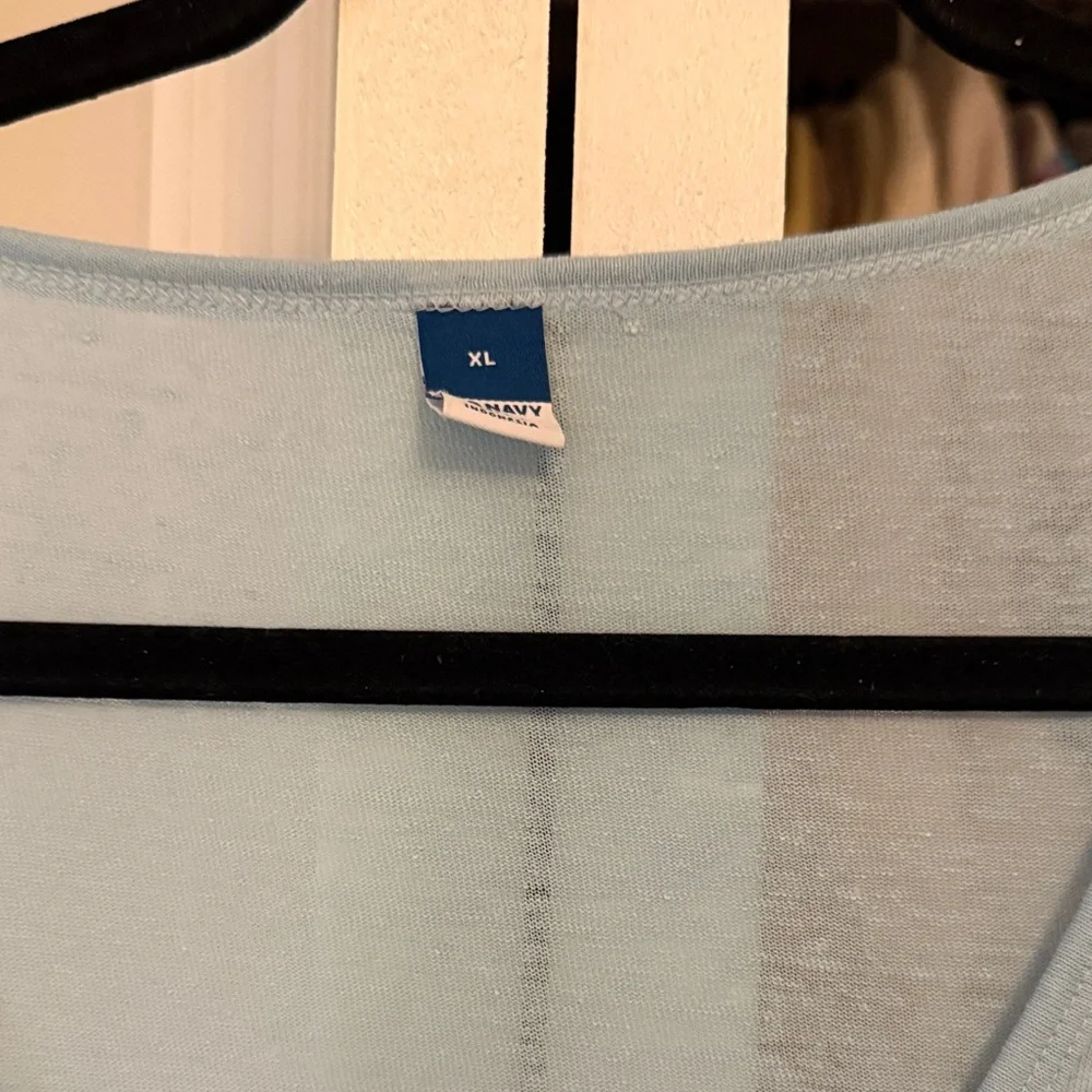 Old Navy Light Blue Short Sleeve Top - Picture 2 of 3